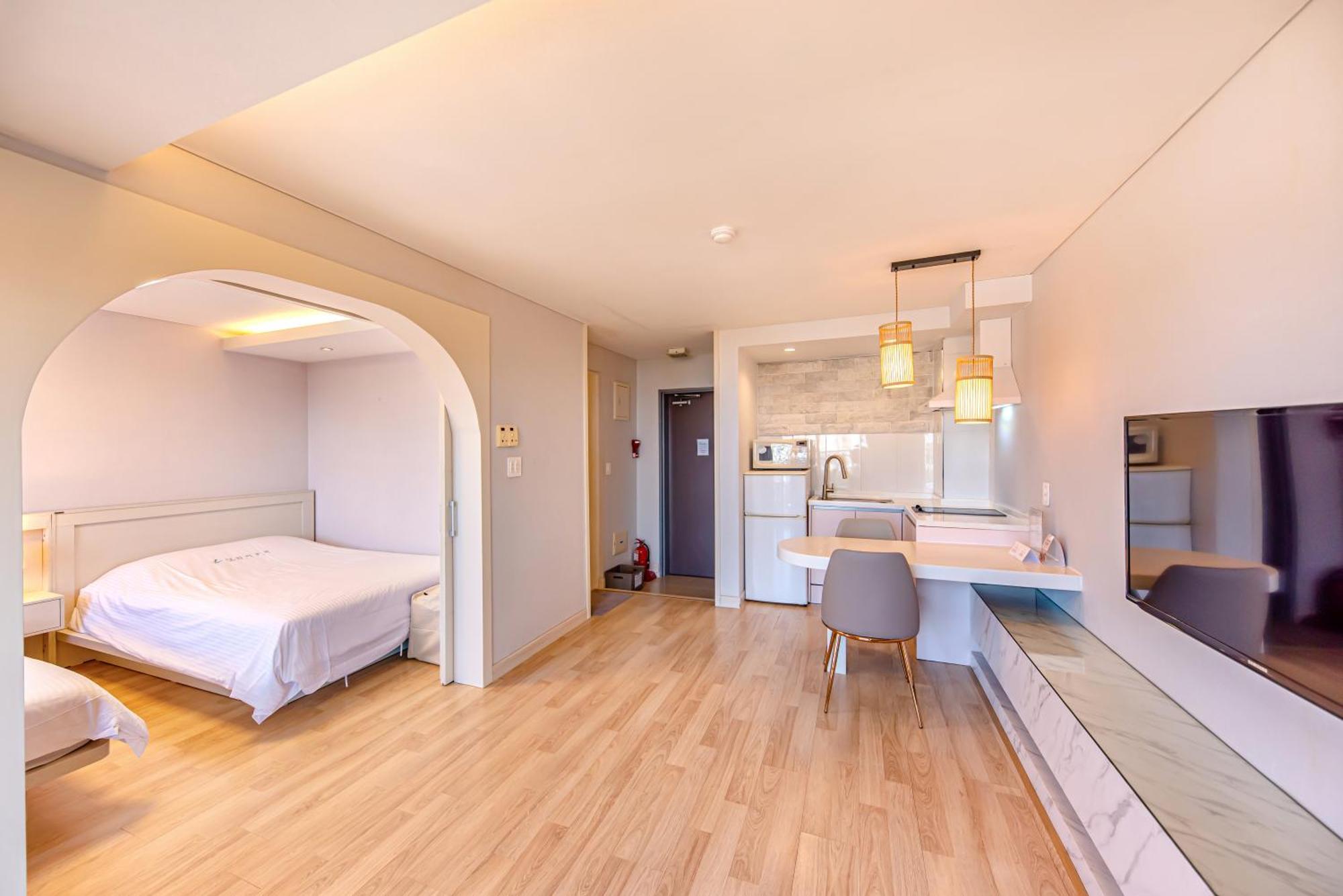 Dyne Resort Чеджудо Экстерьер фото